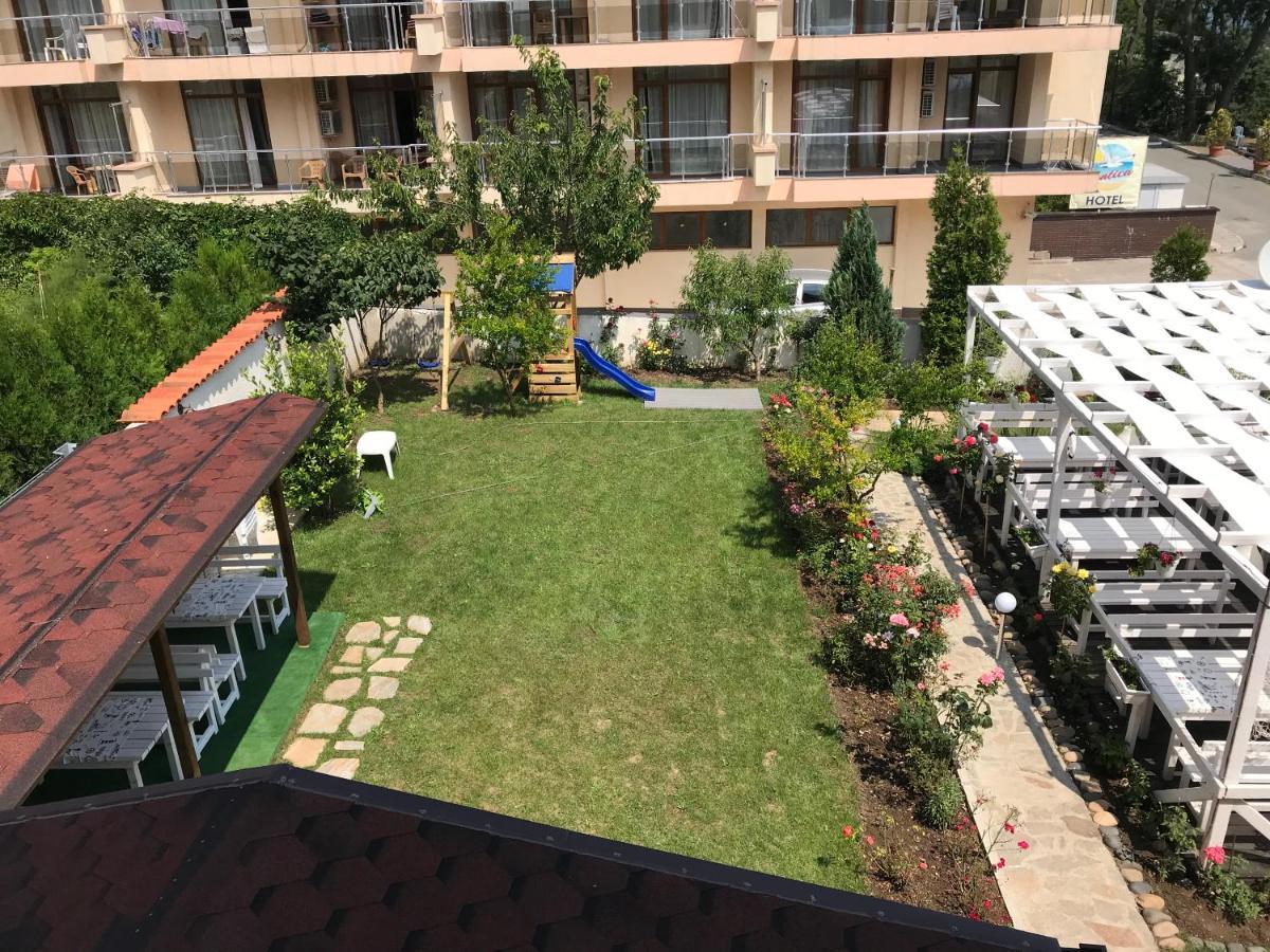 צ'רנומורץ Family Hotel Akra מראה חיצוני תמונה