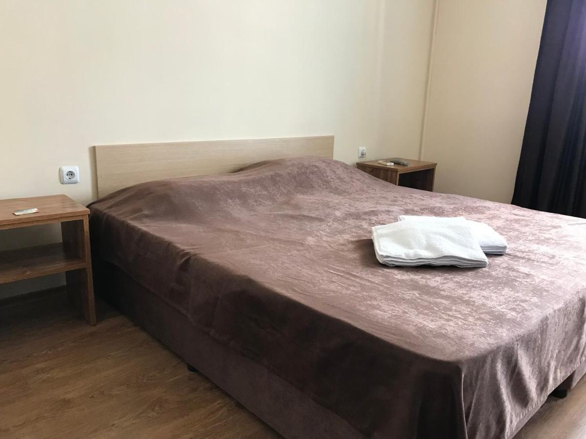 צ'רנומורץ Family Hotel Akra מראה חיצוני תמונה